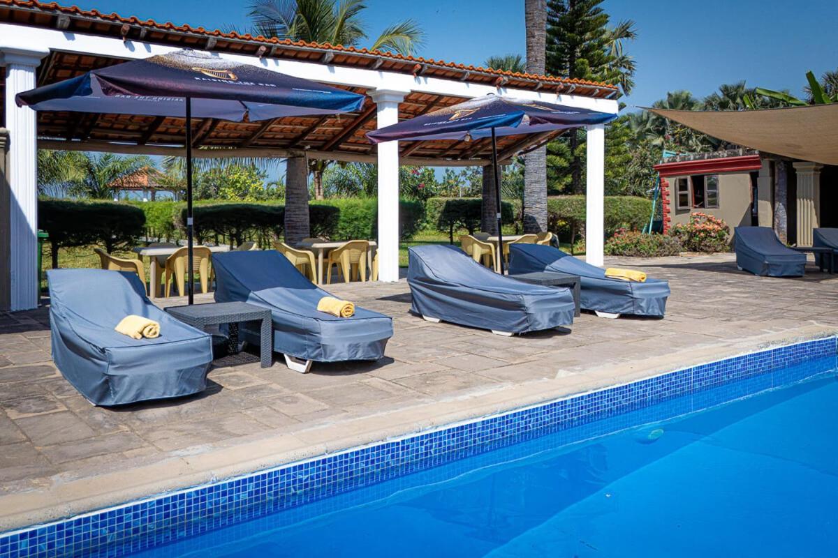 Ocean Villa Heights Brufut Exterior foto